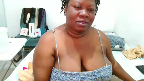 Snapshot of truebella30 chatting on September 14, 2025, 6:01 am TrueBella30 online show from September 14, 2025, 6:01 am
