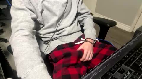 Snapshot of truenorthheavy chatting on March 3, 2026, 3:51 pm Leo online show from March 3, 2026, 3:51 pm