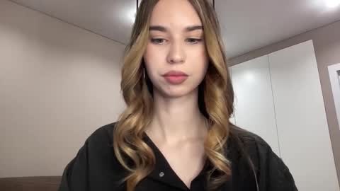 Snapshot of tryme_muse chatting on November 14, 2025, 3:11 pm tryme_muse online show from November 14, 2025, 3:11 pm