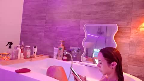 Snapshot of ts_rose25 chatting on October 27, 2025, 8:46 pm TS Rose25 online show from October 27, 2025, 8:46 pm