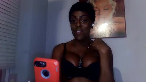 Snapshot of tsamberwhite007 chatting on January 22, 2025, 7:57 am Amber White online show from January 22, 2025, 7:57 am