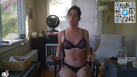Snapshot of tsbunnyhun chatting on September 9, 2025, 1:21 pm Mia-Jane Seline online show from September 9, 2025, 1:21 pm