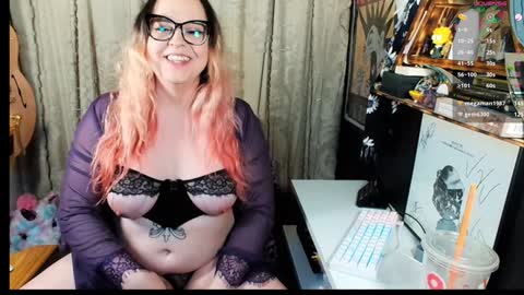 Snapshot of tscammy chatting on December 28, 2024, 5:23 am Tscammy online show from December 28, 2024, 5:23 am