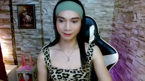 Snapshot of tscumbitch chatting on February 19, 2025, 4:55 pm Tina online show from February 19, 2025, 4:55 pm