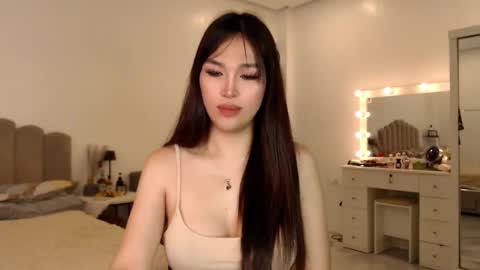 Snapshot of tslovemarie01 chatting on May 23, 2026, 2:50 am Love Marie online show from May 23, 2026, 2:50 am
