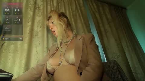 Annika online show from November 7, 2025, 10:26 am