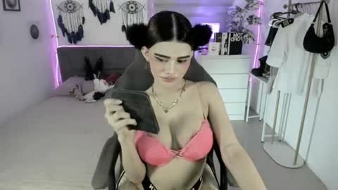 Snapshot of tstoni_talks chatting on July 7, 2026, 7:23 am tstoni_talks online show from July 7, 2026, 7:23 am