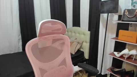 tsuncutrhein online show from November 11, 2025, 7:41 am