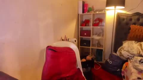 Snapshot of tsvanilla chatting on January 21, 2025, 12:25 am Frankie online show from January 21, 2025, 12:25 am