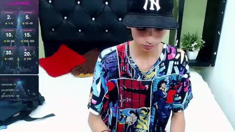 ttimy online show from December 5, 2024, 11:29 pm