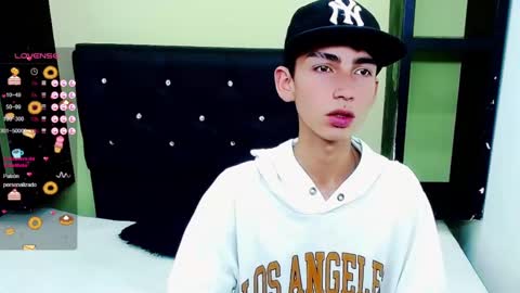 ttimy online show from December 24, 2024, 9:00 pm