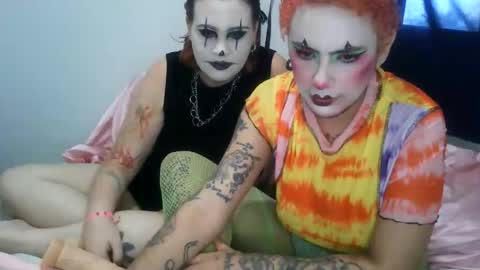 Nique online show from September 25, 2025, 7:39 pm