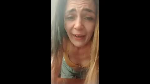 tttaylorttttt online show from April 10, 2026, 6:23 pm