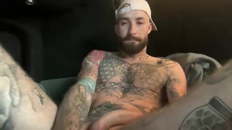 Snapshot of tuhands chatting on October 24, 2025, 1:29 pm Tuhands online show from October 24, 2025, 1:29 pm