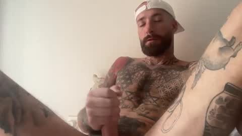 Snapshot of tuhands chatting on June 26, 2026, 9:14 am Tuhands online show from June 26, 2026, 9:14 am