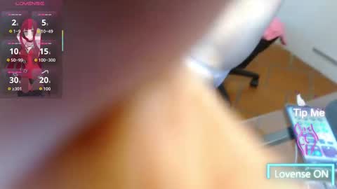 Snapshot of tulunaroja chatting on September 25, 2025, 8:12 pm tulunaroja online show from September 25, 2025, 8:12 pm