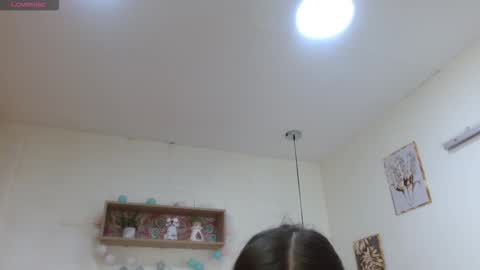 Snapshot of tulunaroja chatting on November 11, 2025, 7:25 pm tulunaroja online show from November 11, 2025, 7:25 pm