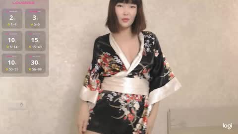 TumiLio online show from November 18, 2025, 2:32 pm