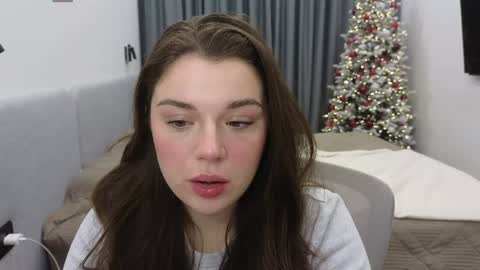 Snapshot of tutti_frutti_ chatting on December 7, 2024, 9:11 pm Ariana online show from December 7, 2024, 9:11 pm