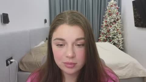 Snapshot of tutti_frutti_ chatting on December 17, 2024, 8:54 pm Ariana online show from December 17, 2024, 8:54 pm