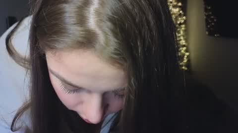 Snapshot of tutti_frutti_ chatting on December 28, 2024, 11:37 pm Ariana online show from December 28, 2024, 11:37 pm