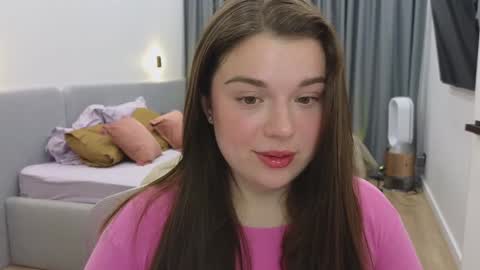 Snapshot of tutti_frutti_ chatting on February 4, 2025, 8:28 pm Ariana online show from February 4, 2025, 8:28 pm