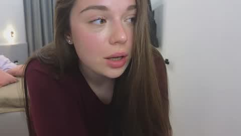 Snapshot of tutti_frutti_ chatting on March 3, 2025, 8:32 pm Ariana online show from March 3, 2025, 8:32 pm