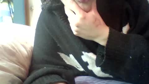 tuxxx1p1nk online show from April 7, 2026, 4:40 pm