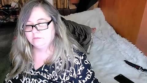 Lana online show from February 12, 2025, 8:27 am