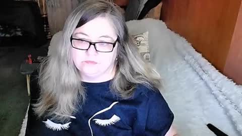 Lana online show from February 13, 2025, 10:43 pm