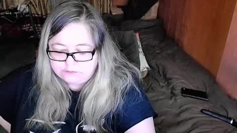 Lana online show from February 17, 2025, 11:09 pm