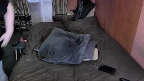 Lana online show from February 24, 2025, 8:49 am