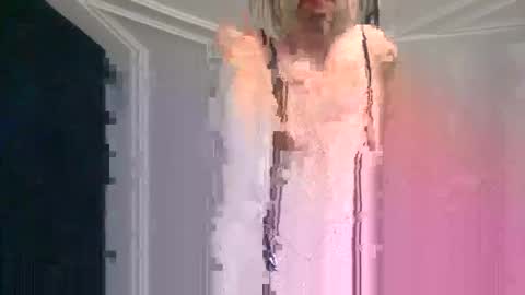 Snapshot of tvstefanie1 chatting on October 12, 2025, 10:03 am tvstefanie1 online show from October 12, 2025, 10:03 am