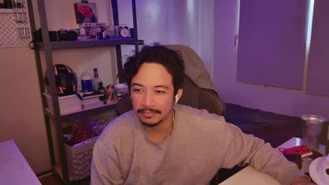 Snapshot of tweezerdick chatting on December 25, 2024, 6:41 pm iwasD3nse online show from December 25, 2024, 6:41 pm