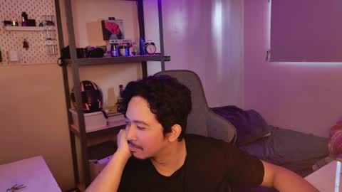 Snapshot of tweezerdick chatting on January 7, 2025, 8:31 pm iwasD3nse online show from January 7, 2025, 8:31 pm