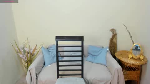 Angus online show from December 21, 2025, 4:14 pm