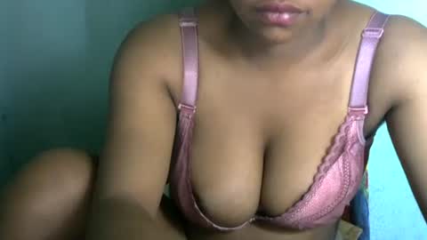 Snapshot of twenkle chatting on January 6, 2025, 10:46 am LORAH online show from January 6, 2025, 10:46 am
