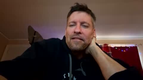 twerkandjerkk online show from February 14, 2026, 4:26 pm