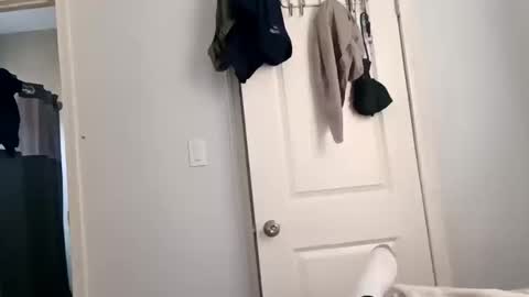 Snapshot of twest84 chatting on October 10, 2025, 9:58 pm twest84 online show from October 10, 2025, 9:58 pm