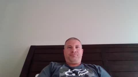 twiggy80 online show from December 14, 2025, 8:24 pm