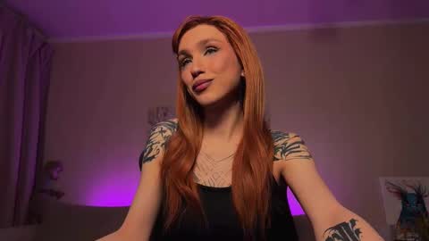 Snapshot of twiinkie_pie chatting on November 12, 2025, 4:51 pm Maria 3 online show from November 12, 2025, 4:51 pm