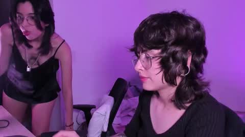 Eve  Lili online show from October 21, 2025, 11:27 pm