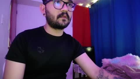 TwinFlamesXX online show from February 24, 2026, 5:44 pm