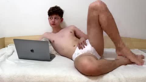 twink0dream online show from May 31, 2026, 11:39 am