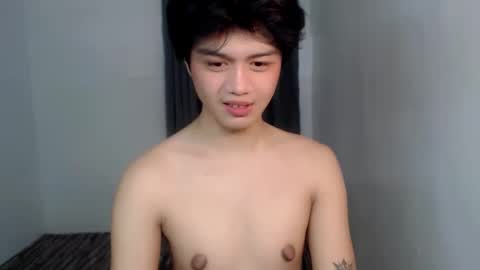 Snapshot of twink_blaze chatting on October 20, 2025, 3:18 am BLAZE online show from October 20, 2025, 3:18 am