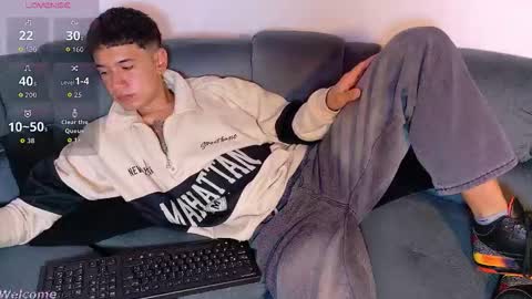 Snapshot of twink_daren chatting on March 3, 2026, 6:14 pm Mr Daren online show from March 3, 2026, 6:14 pm