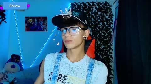 Snapshot of twink_sebas_ chatting on February 18, 2025, 5:09 am Bad boy sebastian online show from February 18, 2025, 5:09 am