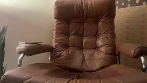 Snapshot of twinkie_lad117 chatting on October 13, 2025, 9:09 am twinkie_lad117 online show from October 13, 2025, 9:09 am