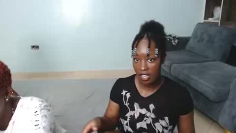 twinkle tushy online show from October 3, 2025, 7:00 pm