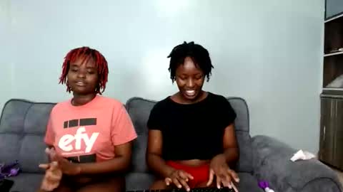 twinkle tushy online show from October 29, 2025, 10:44 pm